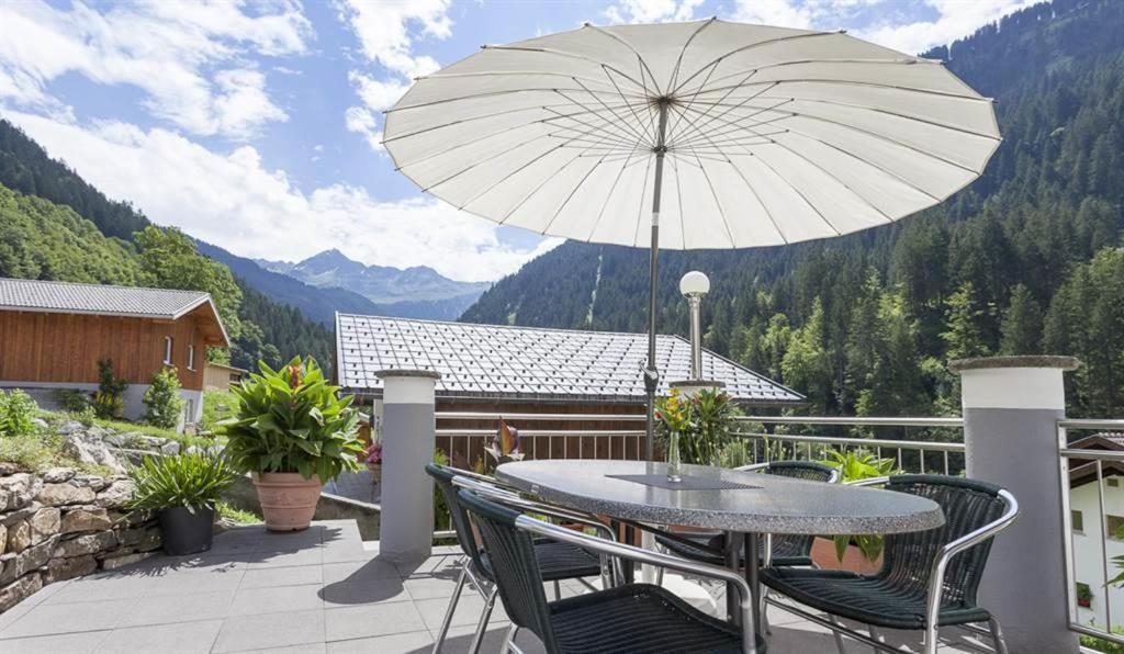 Gaestehaus Fitsch - Ferienwohnung In Silbertal Zewnętrze zdjęcie