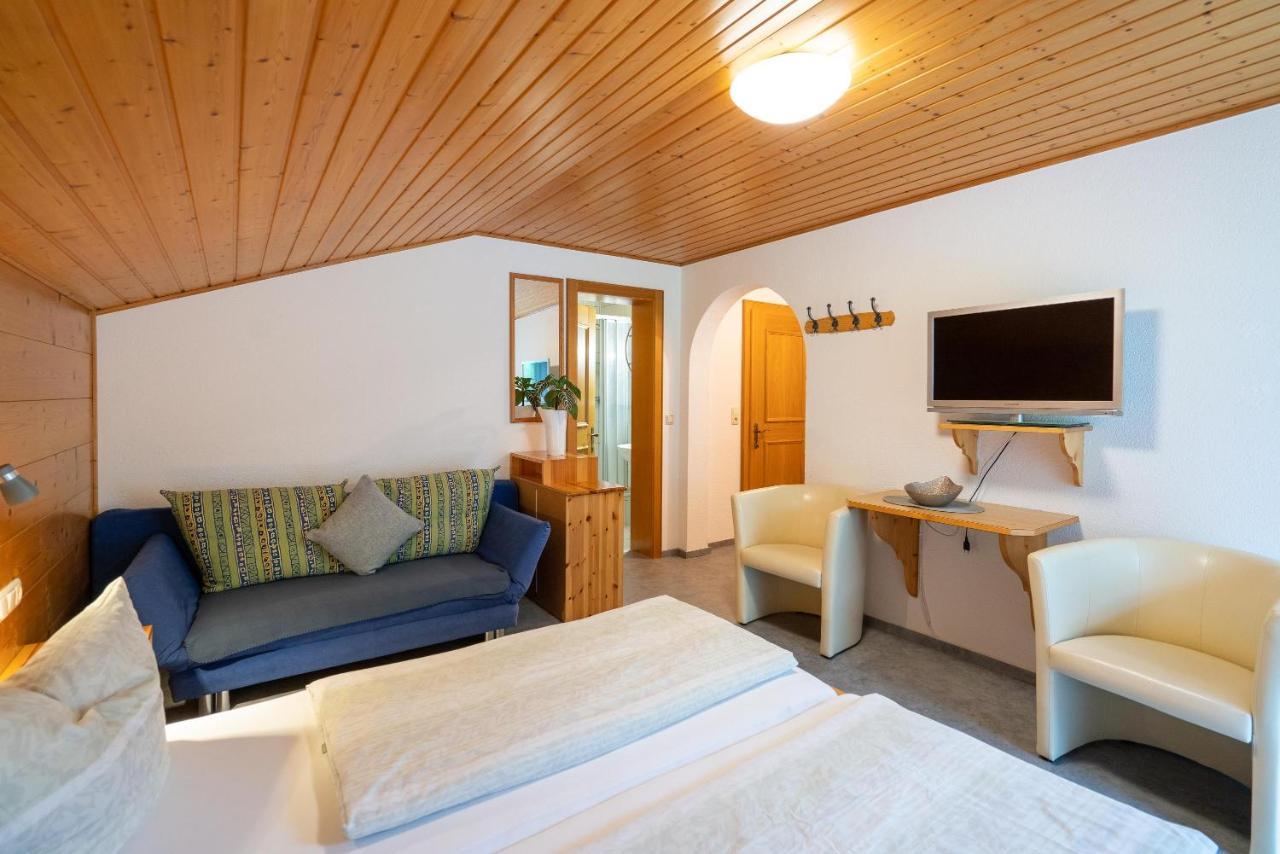 Gaestehaus Fitsch - Ferienwohnung In Silbertal Zewnętrze zdjęcie